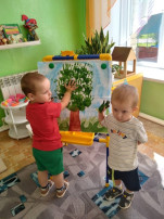 Мы любим играть. Мы любим играть.